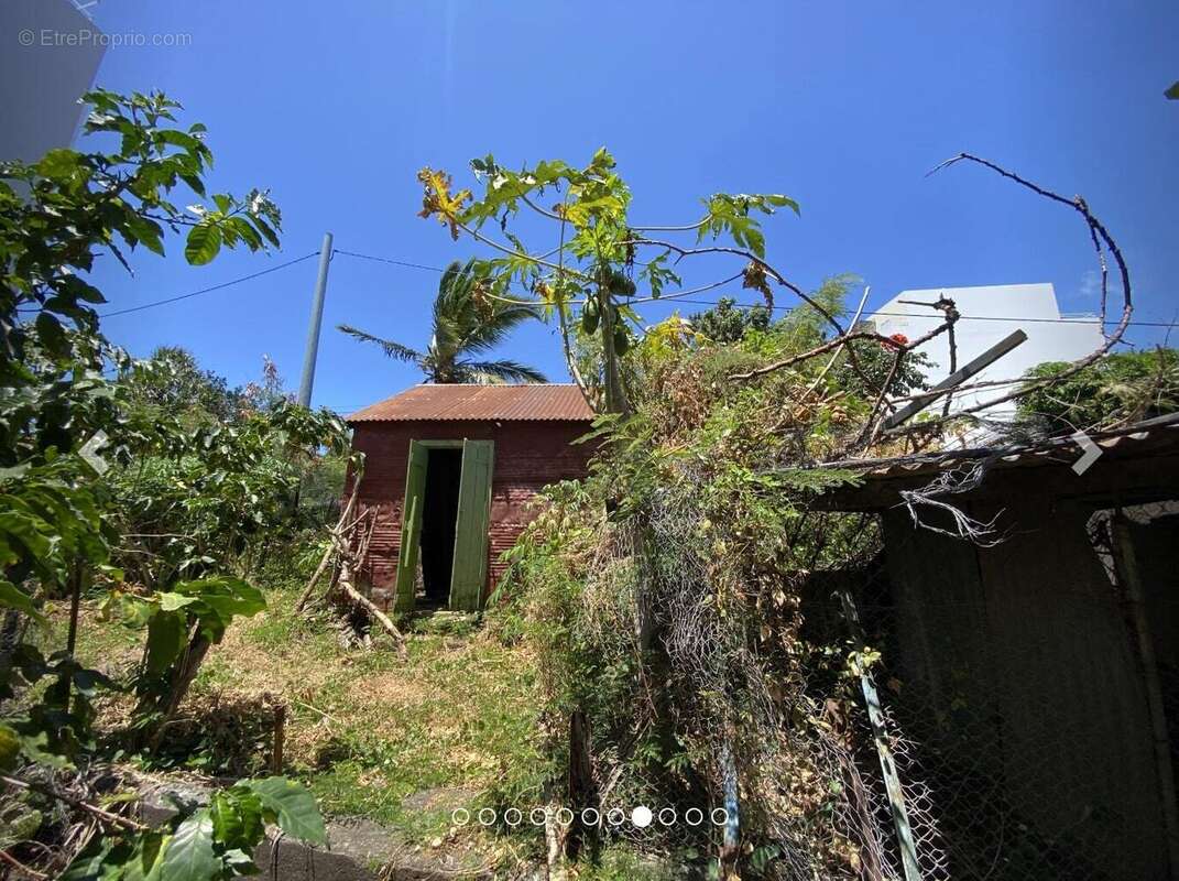 Terrain à SAINT-DENIS