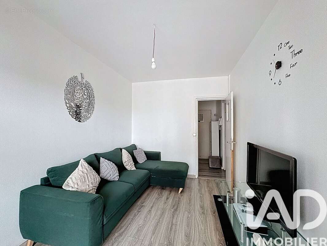 Photo 2 - Appartement à VILLENEUVE-LA-GARENNE