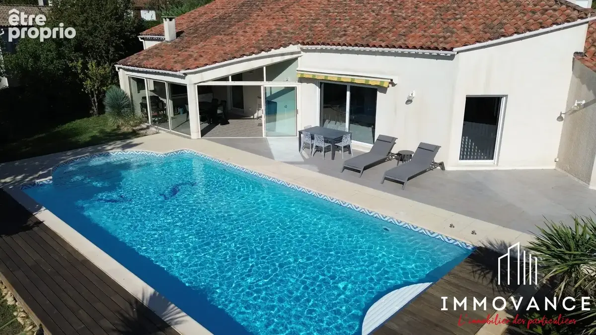 Maison 7 pièces 240 m² à vendre à Saint-Clement-De-Riviere (34980) - photo 2