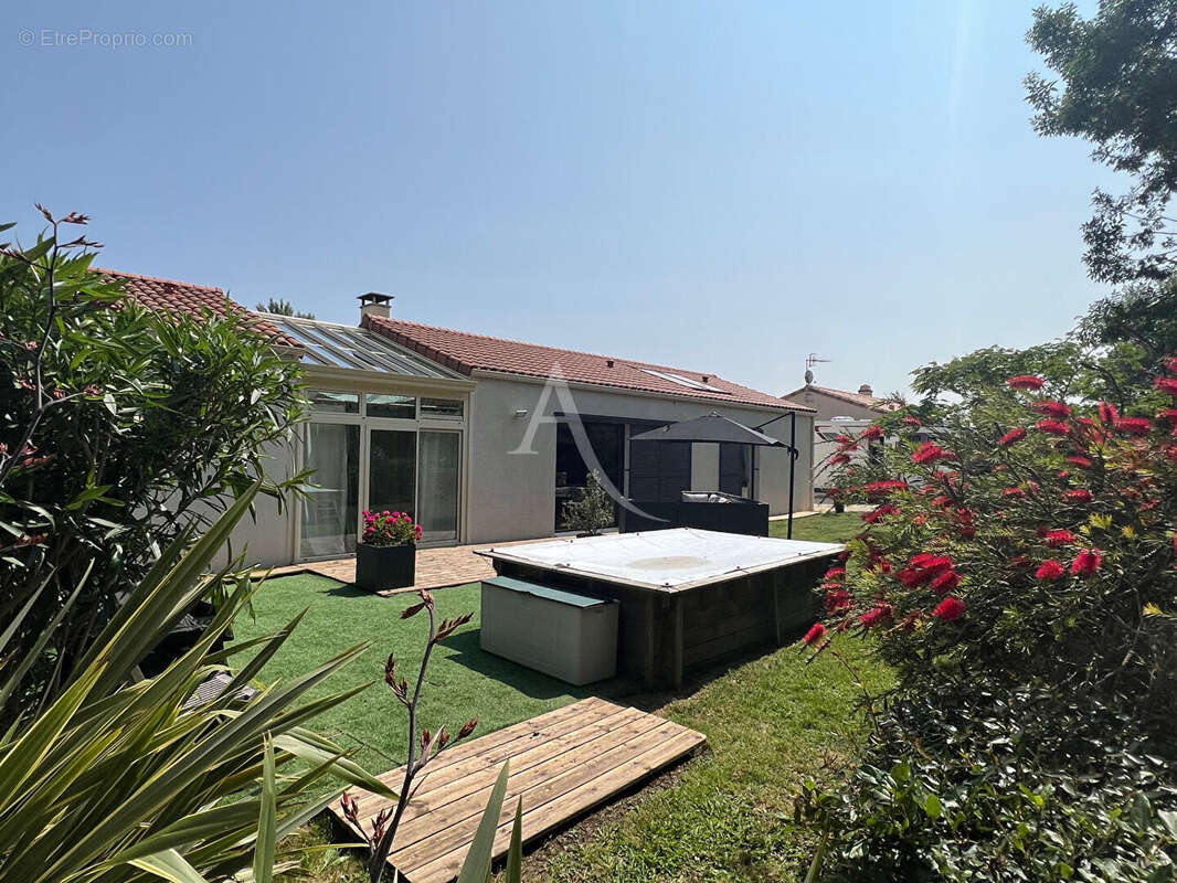 Maison à LE BERNARD