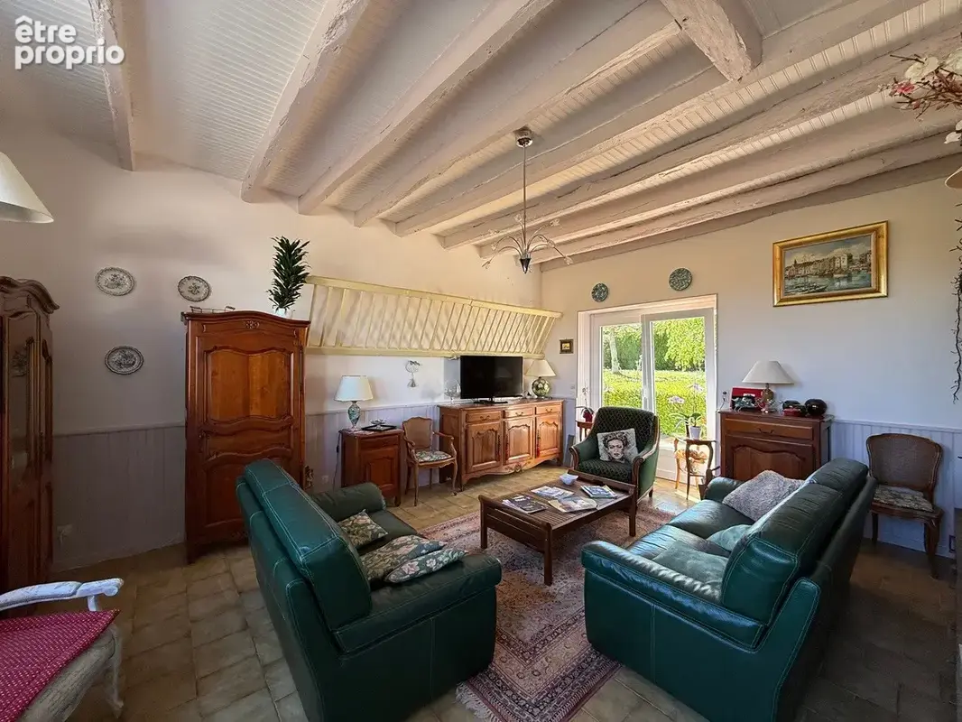 Maison 7 pièces 165 m² à vendre à Issoudun (36100) - photo 4