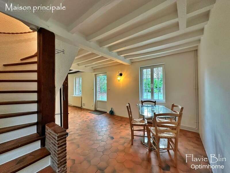 Maison à SYLVAINS-LES-MOULINS