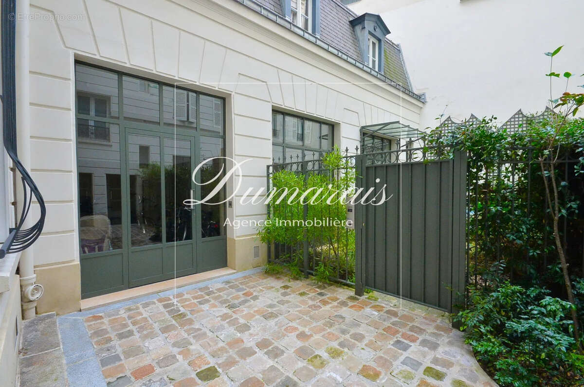 Appartement à PARIS-4E