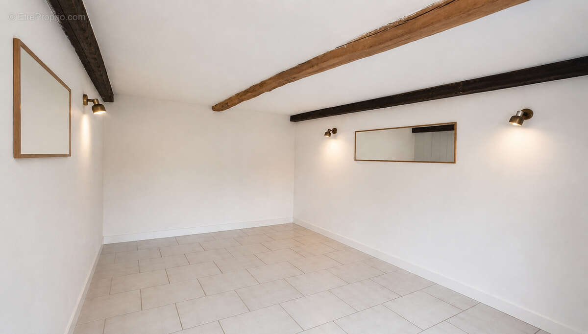 Maison à DRY