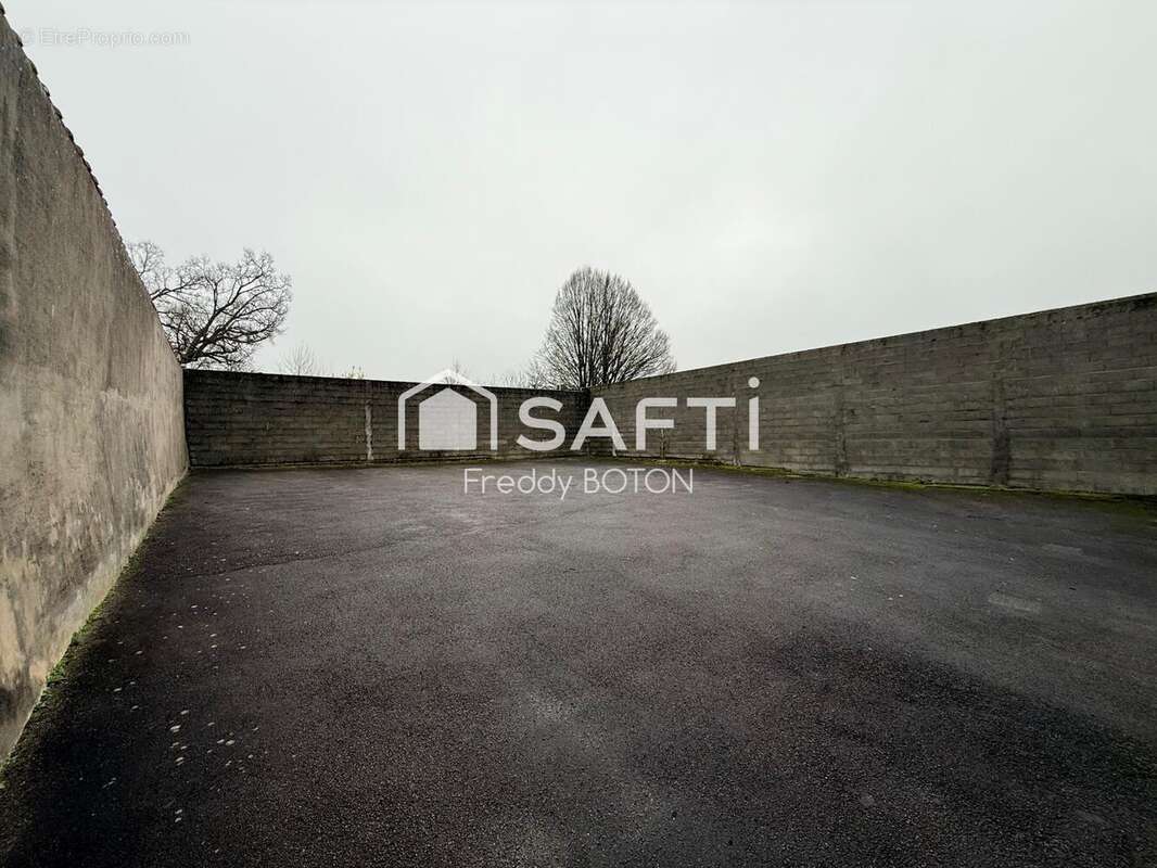 Photo 8 - Commerce à MONCOUTANT