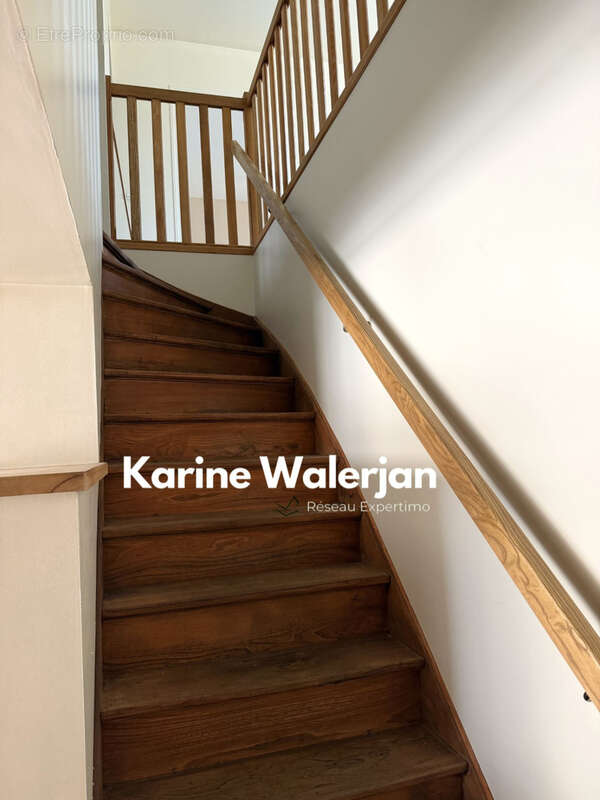 Maison à COURRIERES