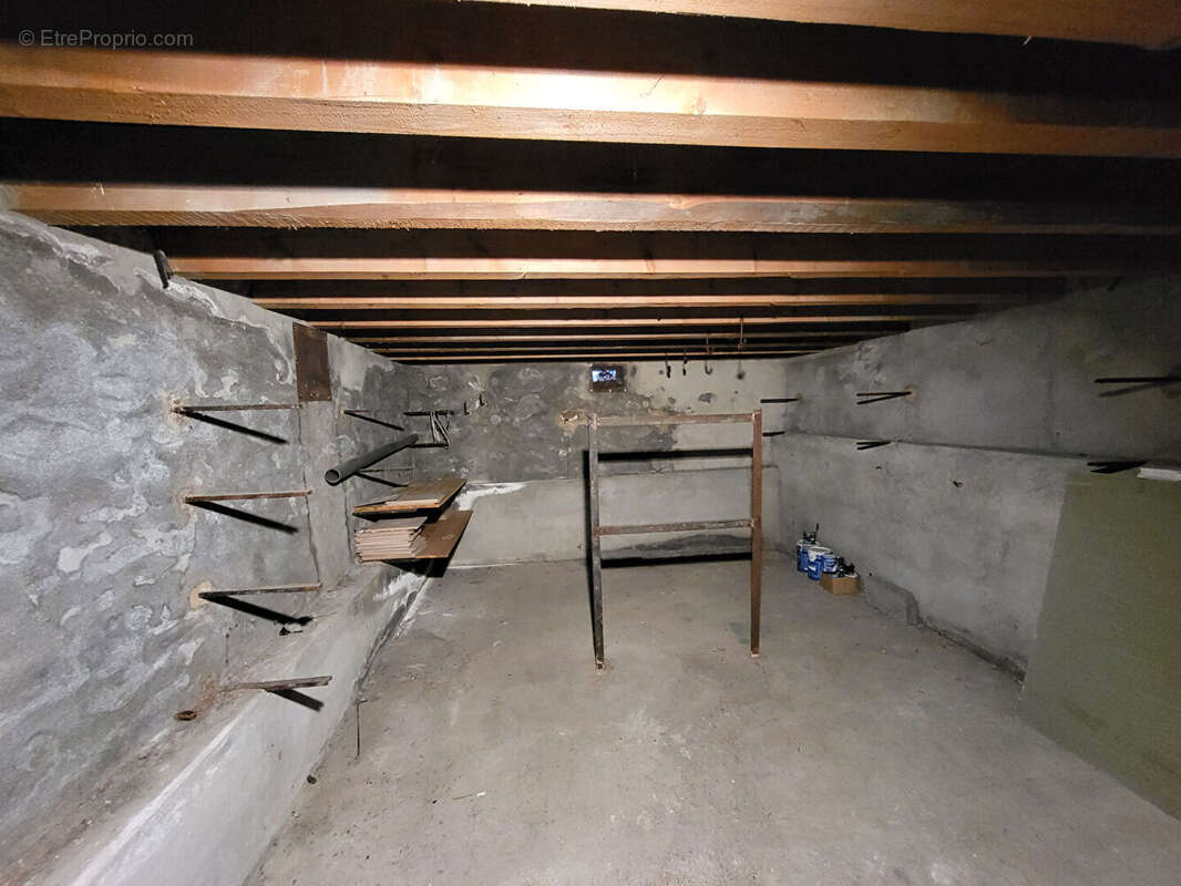 Appartement à SAINT-PIERRE-D'ALBIGNY