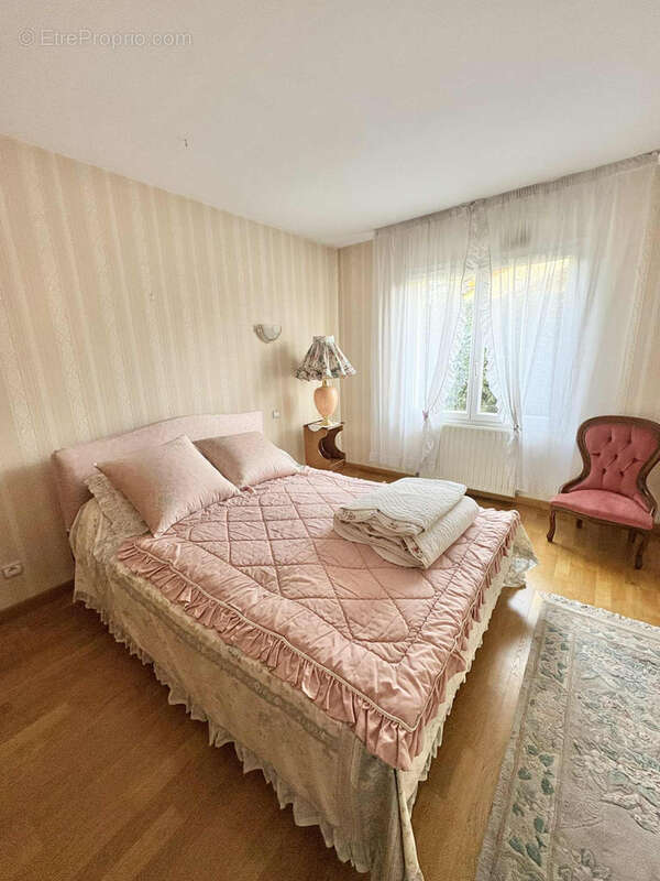 Maison à MOZAC