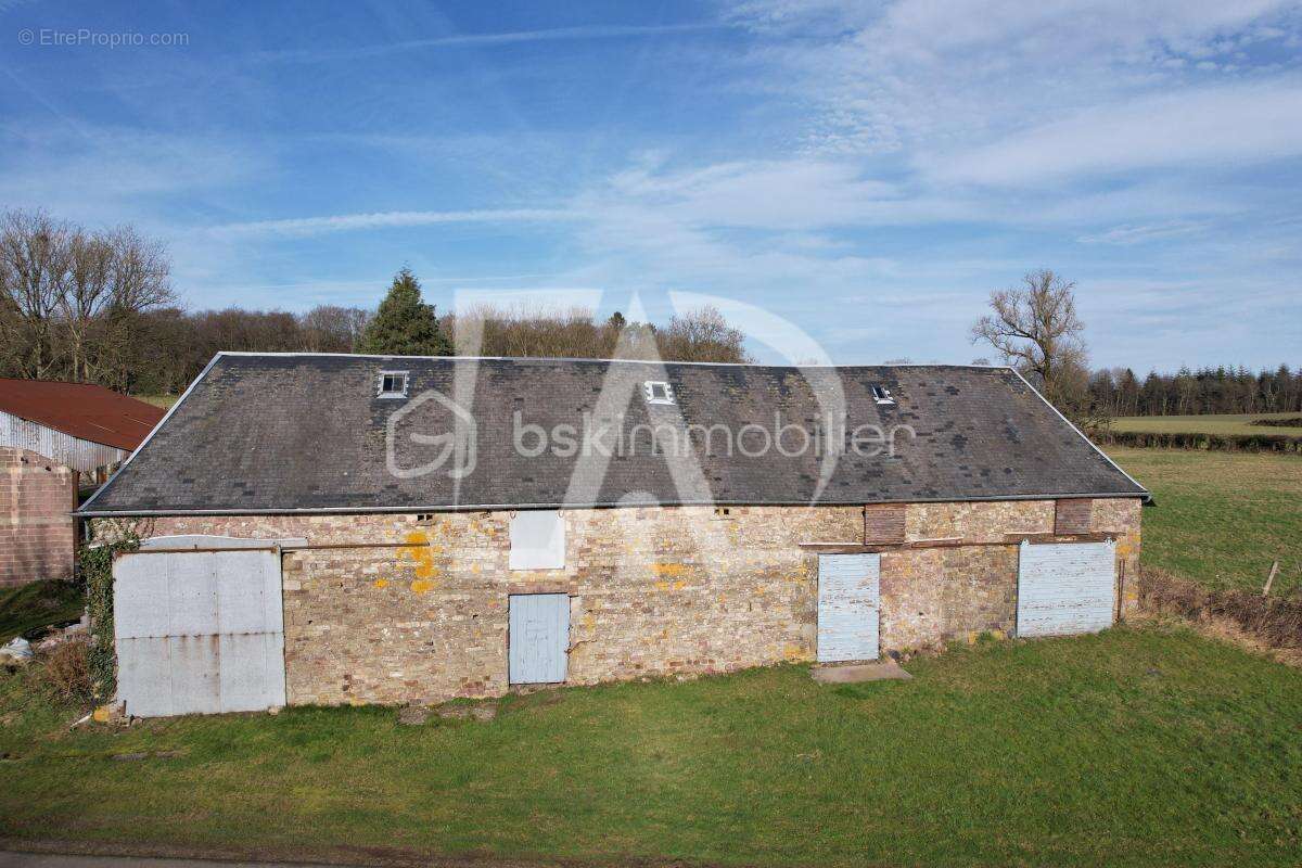 Maison à AUNAY-SUR-ODON