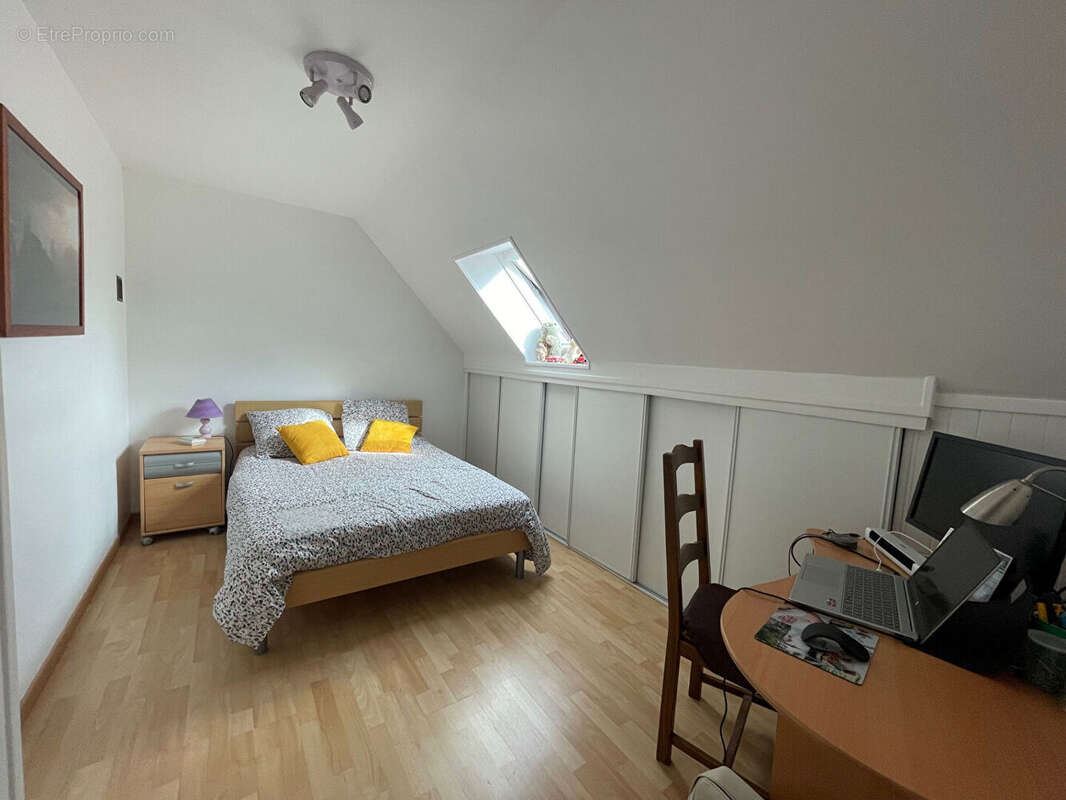 Maison Nogent Le Roi 7 pièce(s) 125 m2 - photo 12