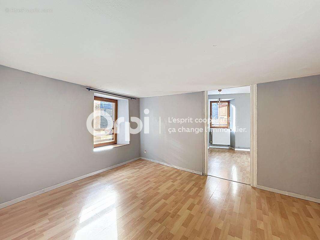 Maison à LA LECHERE