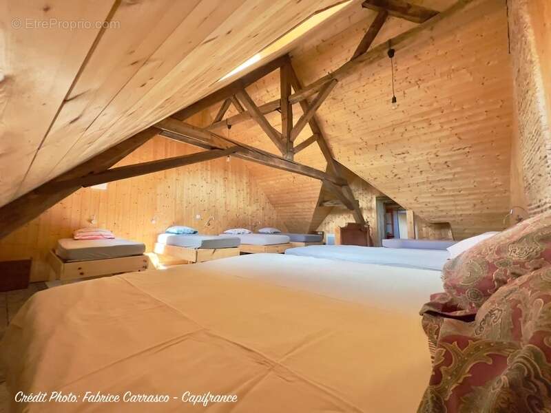 Maison à MONTAIGUT