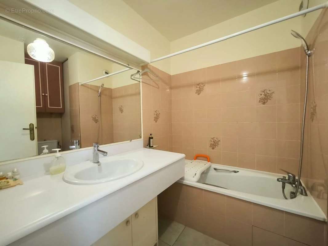 Appartement à CAGNES-SUR-MER