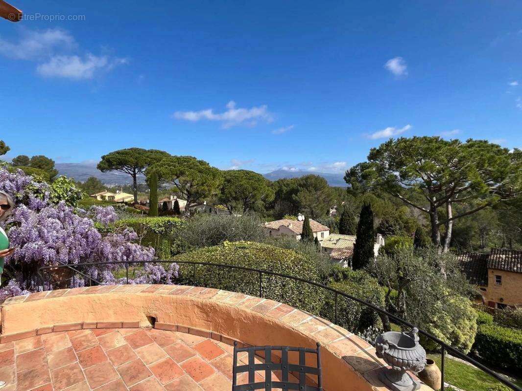 Maison à MOUANS-SARTOUX