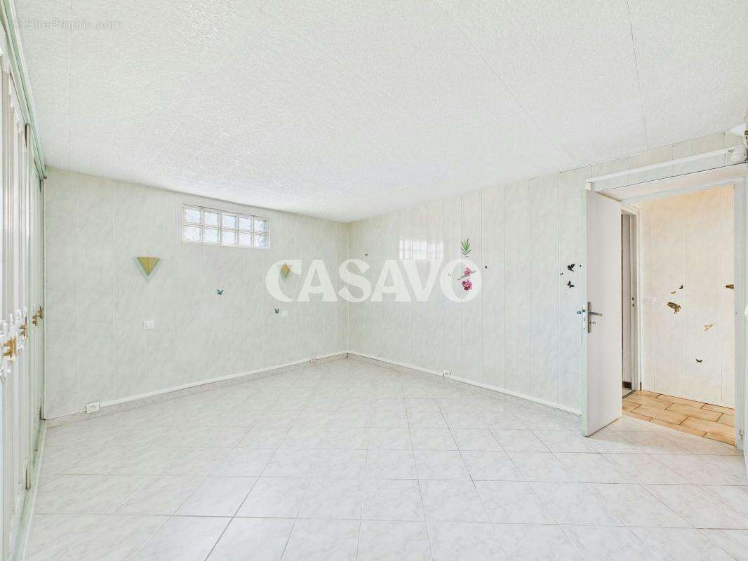 Vente Maison 6 pièces de 110m² - 93190 Livry-Gargan - photo 5
