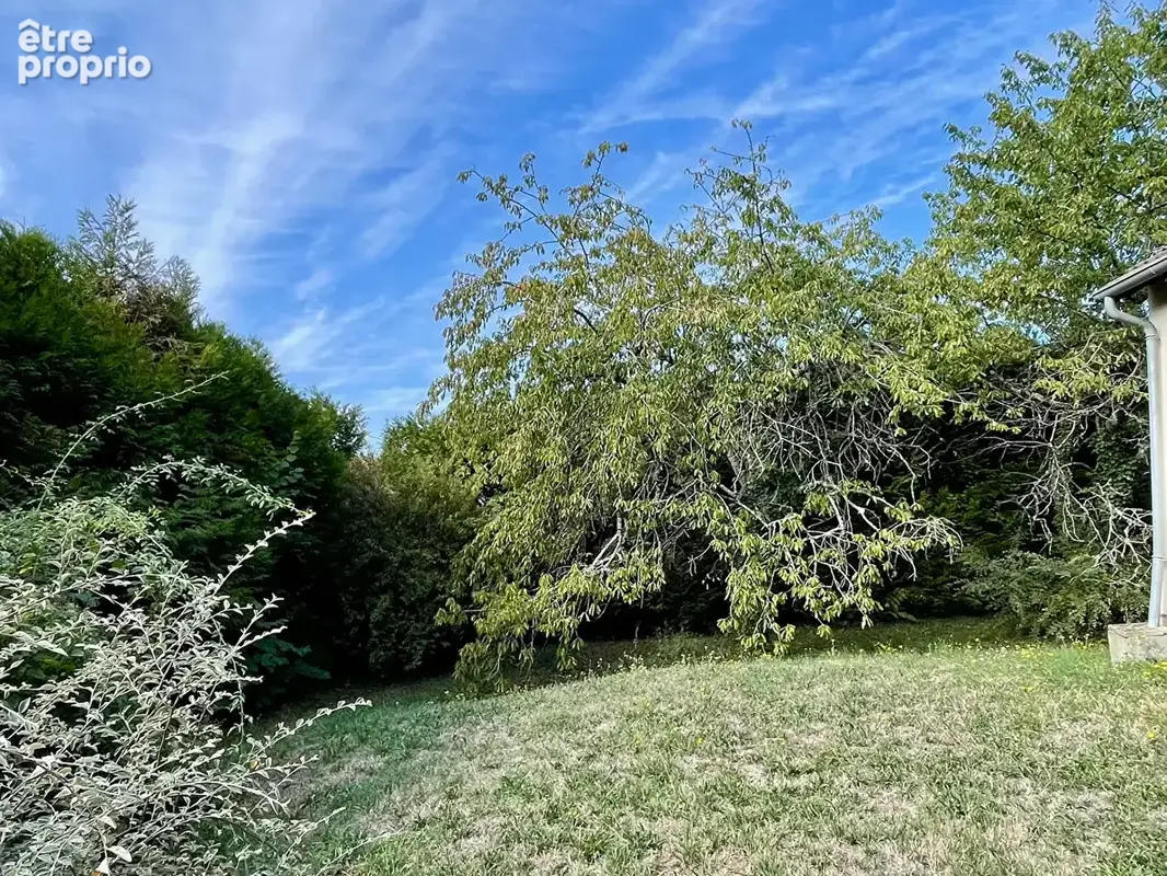 Maison 7 pièces 116 m² à vendre à Saint-Florentin (89600) - photo 3