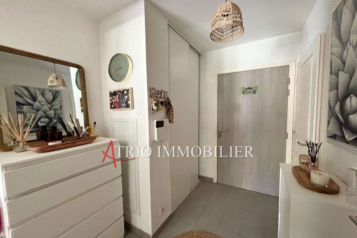 Appartement à VILLENEUVE-LOUBET