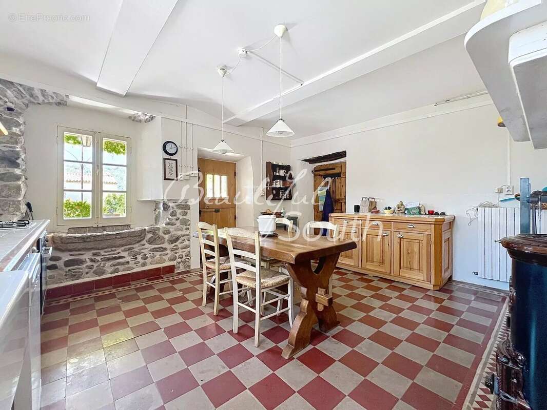 Demeure de caractere avec piscine et jardin, proche prades - photo 24