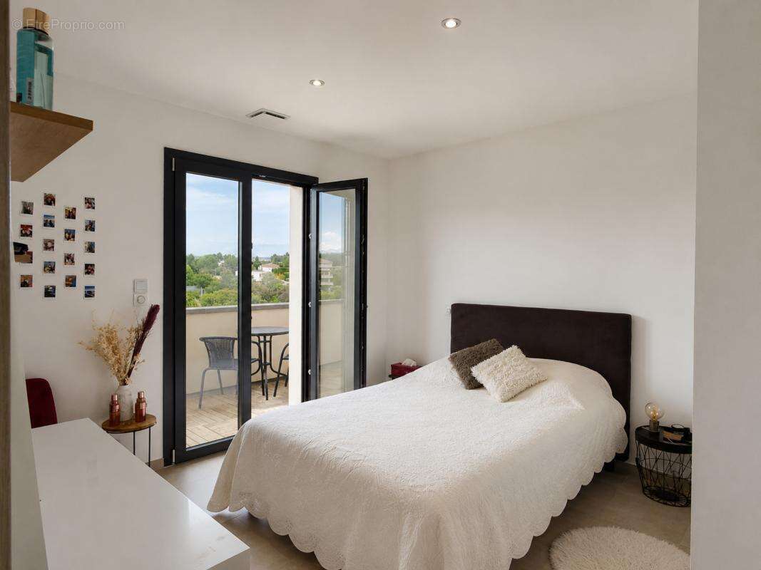 Maison 140 m² à Nimes  - photo 10
