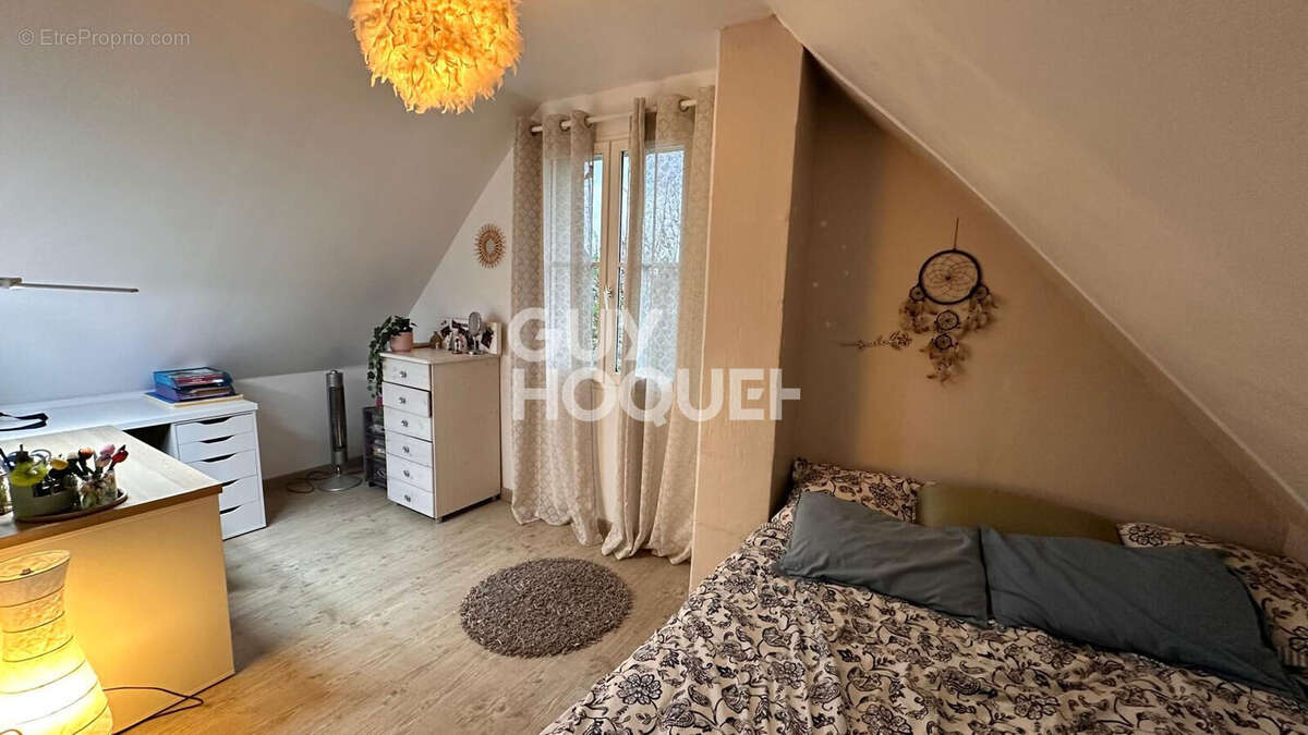 Maison à CRESSONSACQ