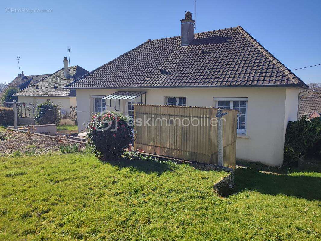 Maison à LA FERTE-MACE