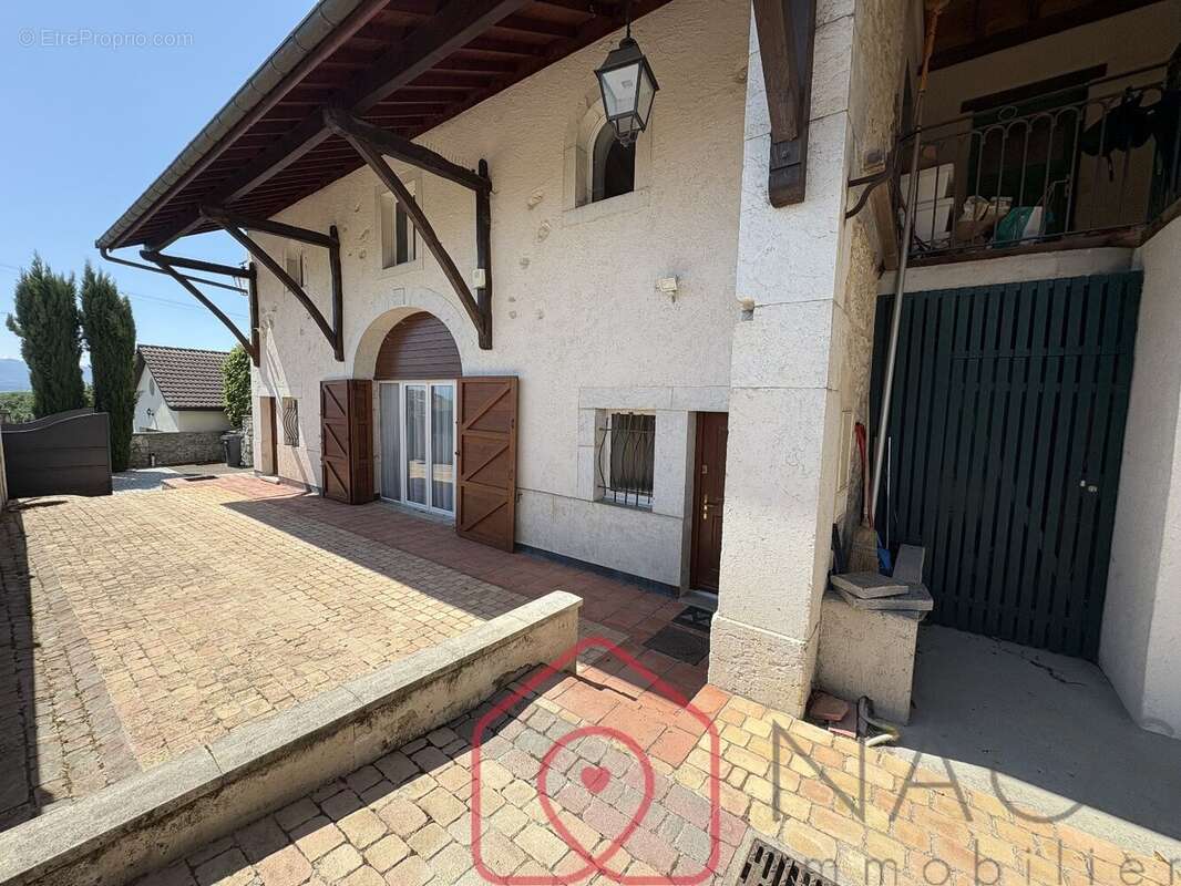 Maison à SAINT-JEAN-DE-GONVILLE