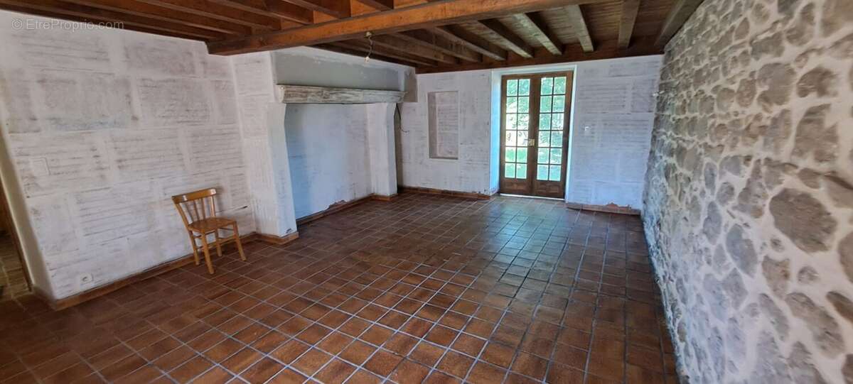 Maison à SAINT-DIER-D'AUVERGNE