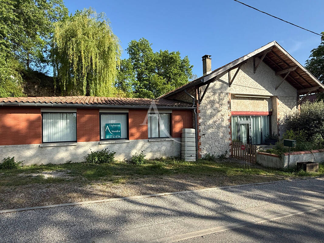 Maison à CAHUZAC-SUR-VERE