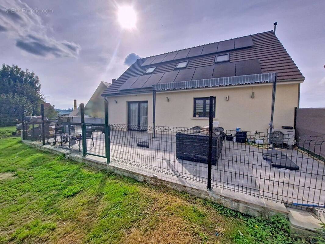 59146264a.jpg - Maison à ETREPAGNY