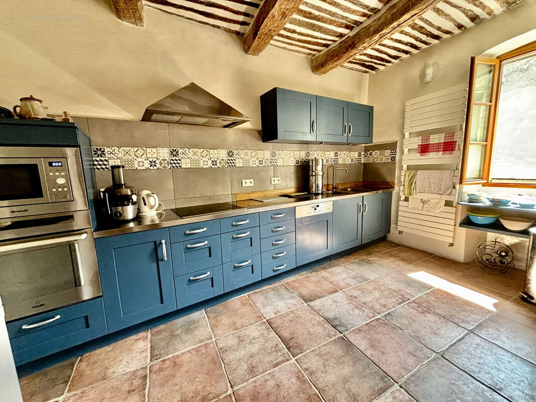 Maison à VAISON-LA-ROMAINE