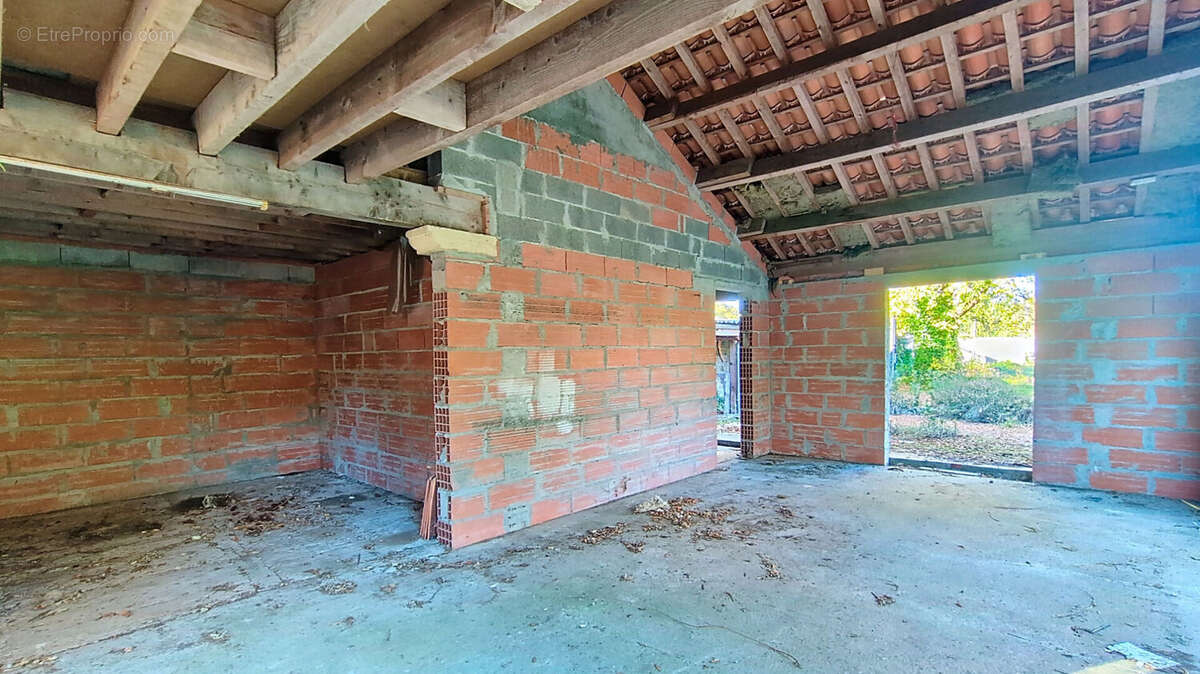 Terrain à SAINT-ANDRE-DE-CUBZAC