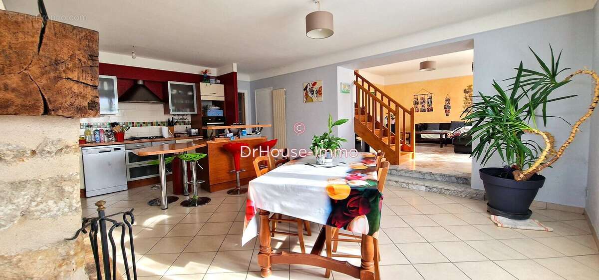 Maison 148 m² à Cherreau  - photo 3