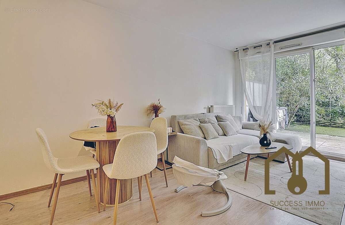 Appartement à VAULX-EN-VELIN