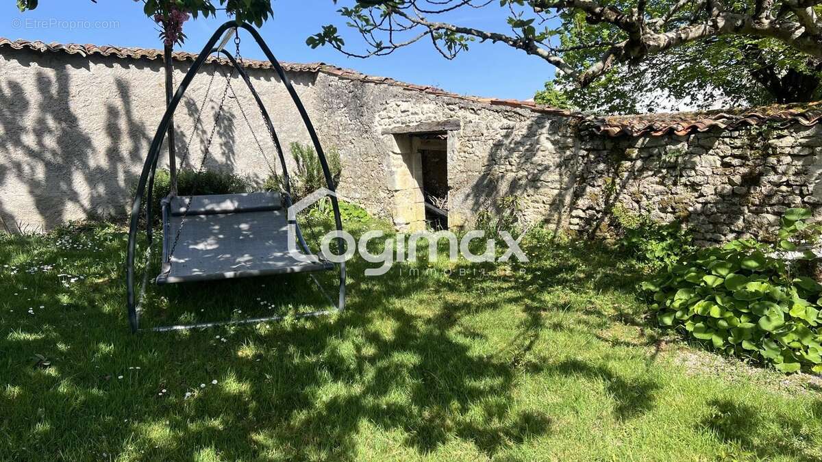 Maison 210 m² à Salles-Sur-Mer  - photo 19