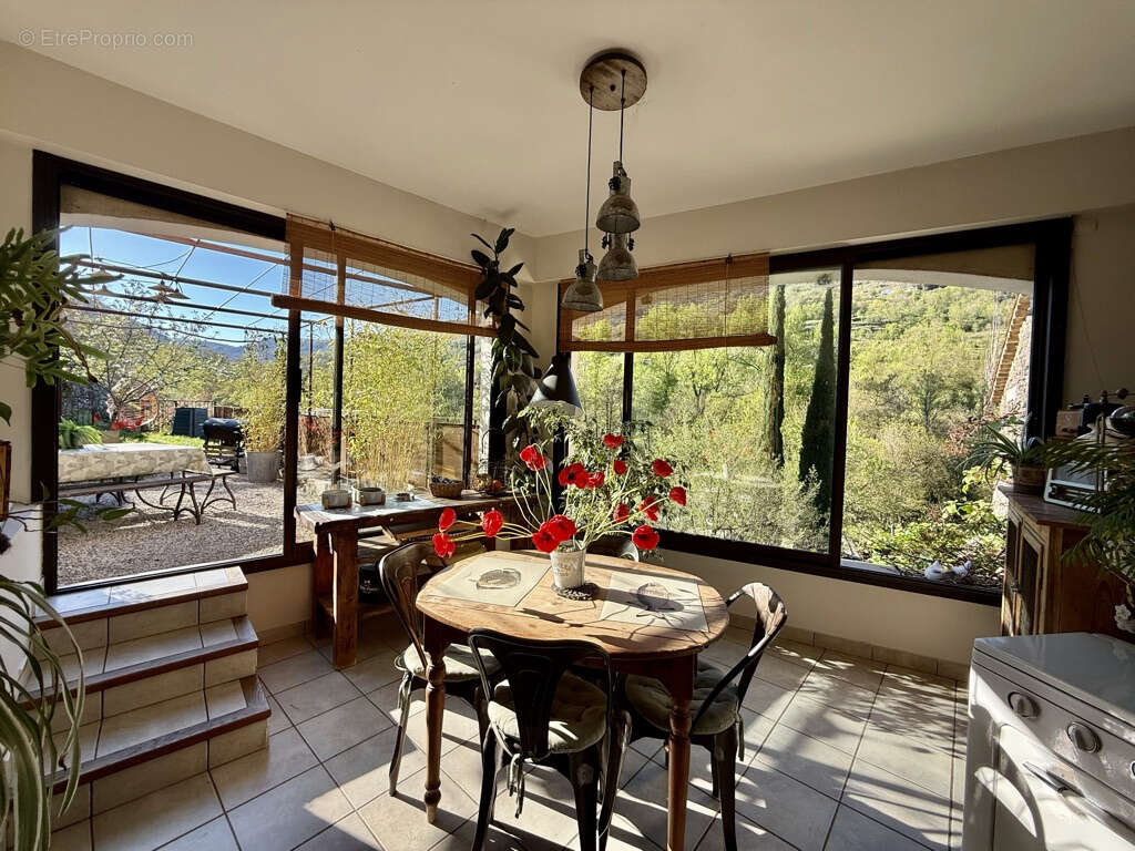 Maison à PRIVAS