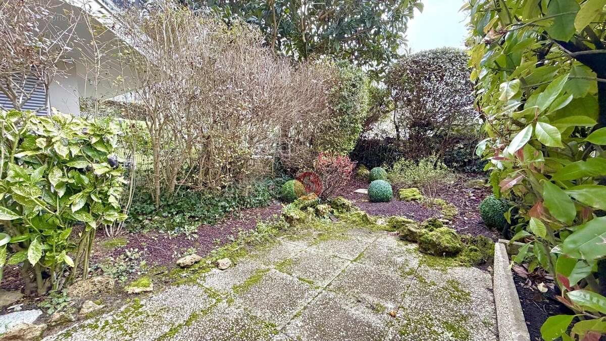 Appartement à LE RAINCY