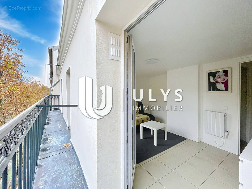 Appartement à PARIS-18E