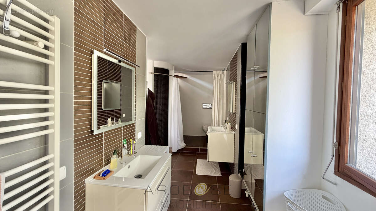 Tonneins - Villa d'architecte atypique ! - photo 21