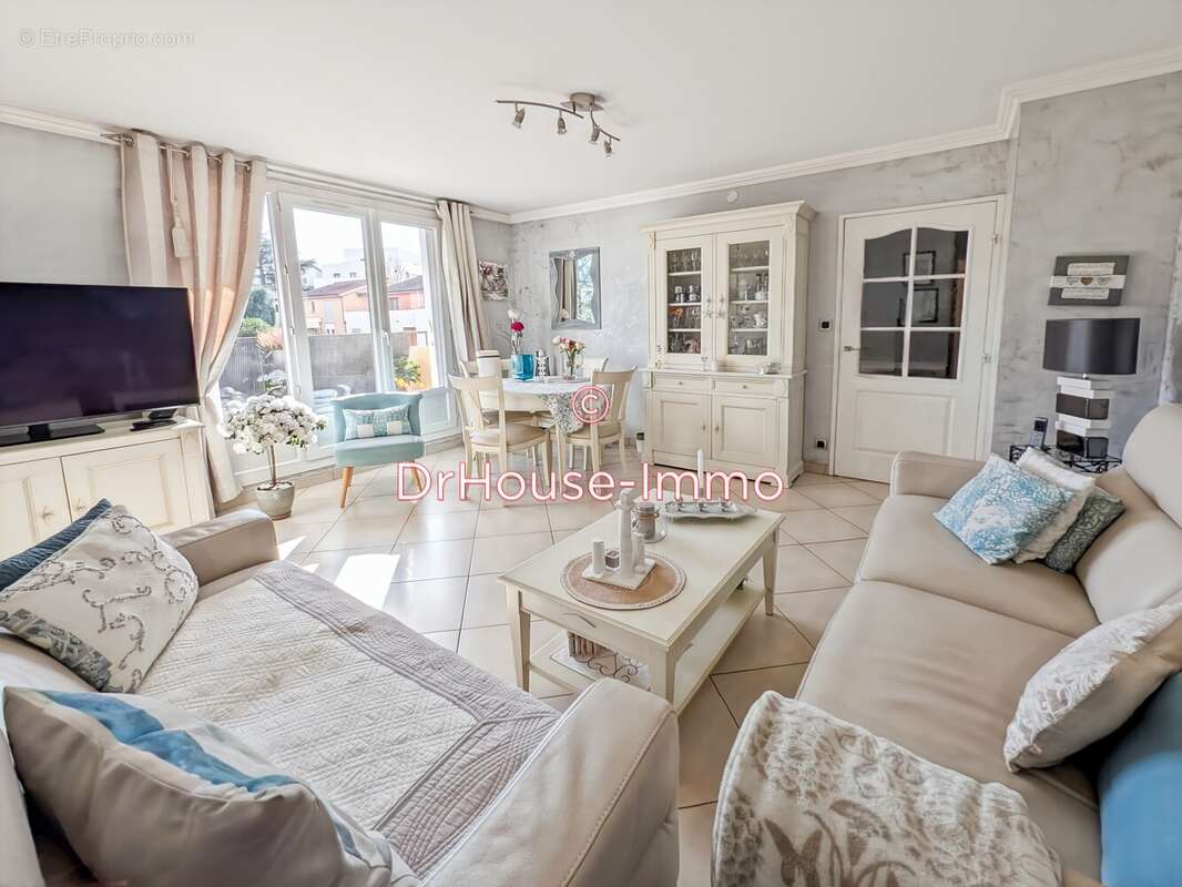 Appartement à LYON-5E