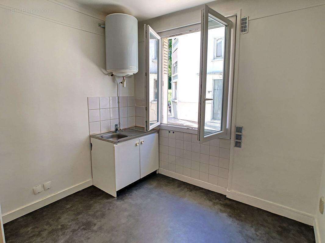 Appartement à ISSY-LES-MOULINEAUX