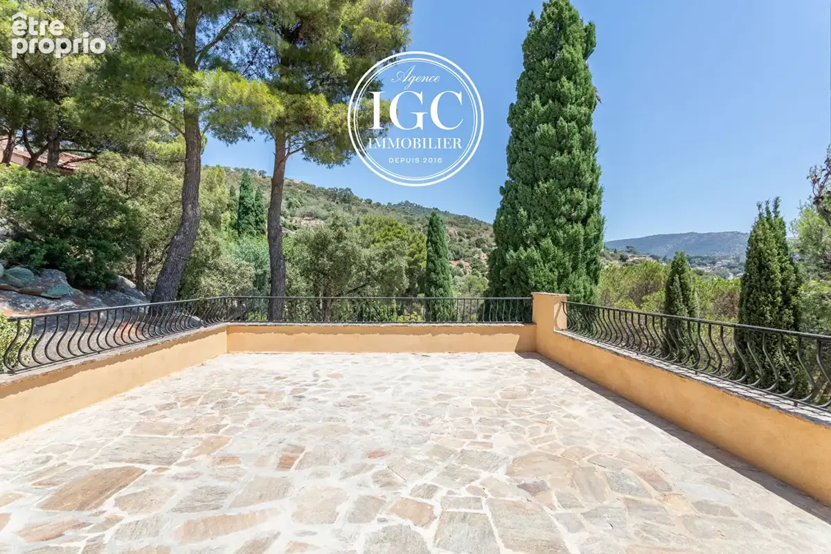 Villa de 200 m2 avec vue mer à Bormes-les-Mimosas - photo 7