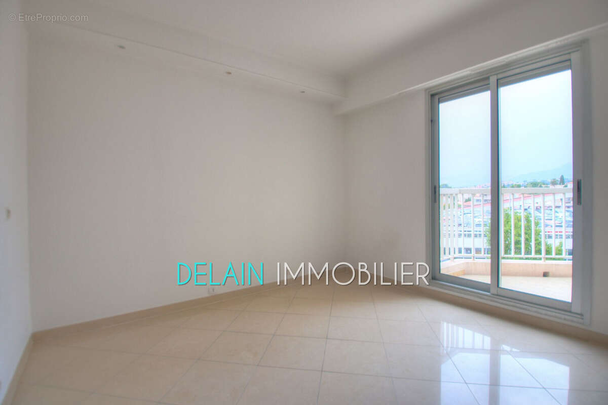 Appartement 58 m² à Cagnes-Sur-Mer  - photo 7