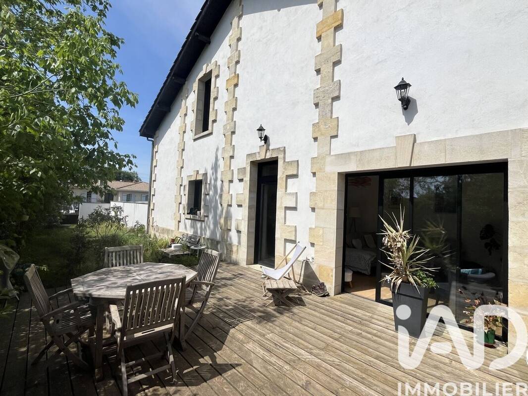 Photo 1 - Maison à SAINT-MEDARD-EN-JALLES