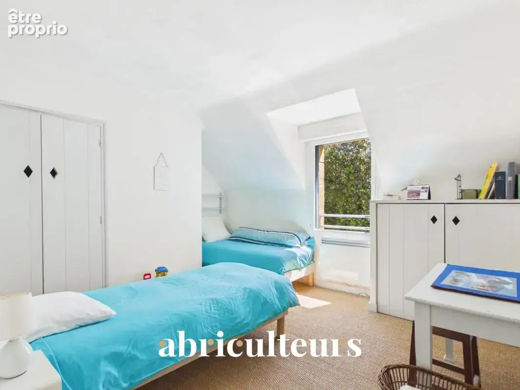 À vendre : Superbe maison contemporaine de 197 m² avec jardin paysagé, à 200 m de la plage à Carnac - photo 17