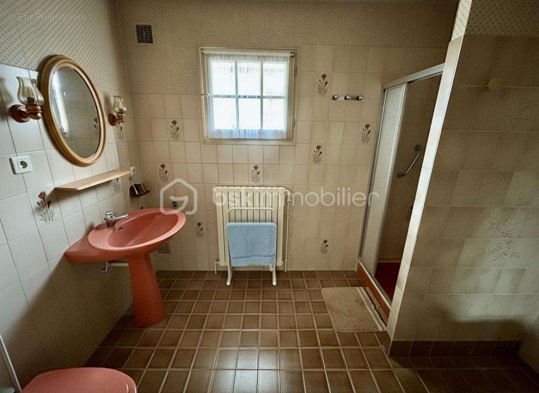 Maison 8 pièces de 180m² à VENEUX-LES-SABLONS (77250) - photo 15