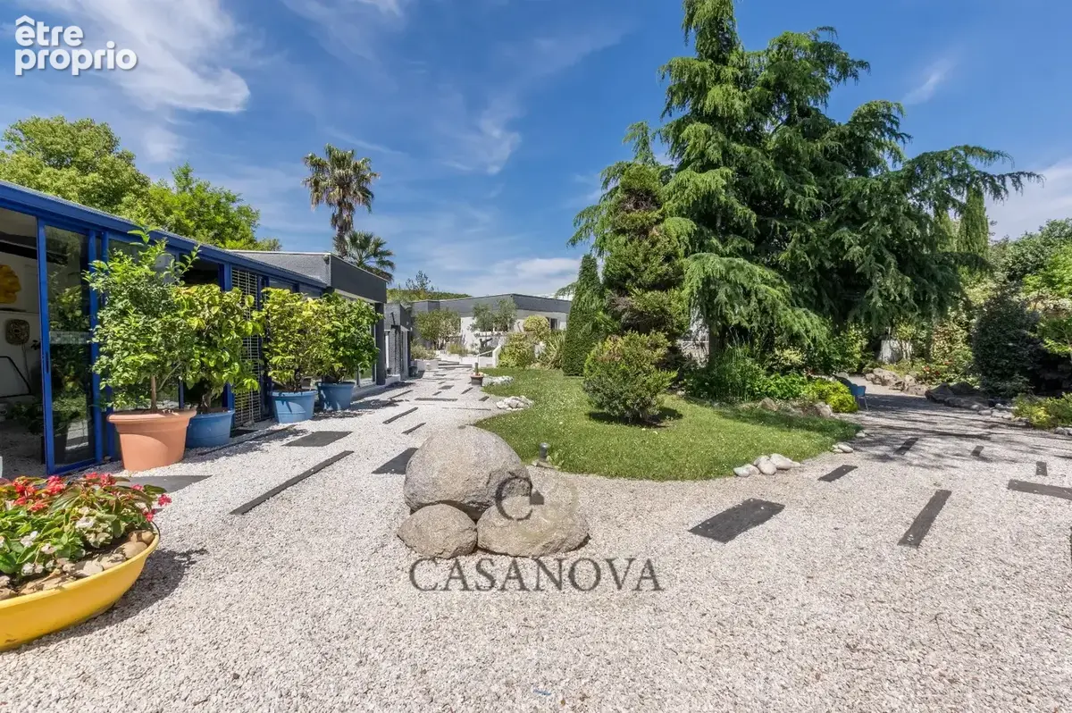Villa d'architecte contemporaine avec piscine et parc arboré à Villetelle entre Montpellier et Nîmes - photo 7