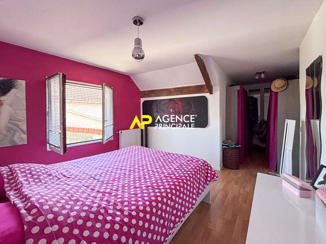 Maison à SARTROUVILLE