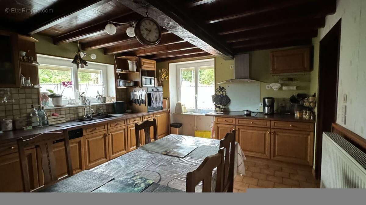 Maison 180 m² à Paslieres  - photo 3