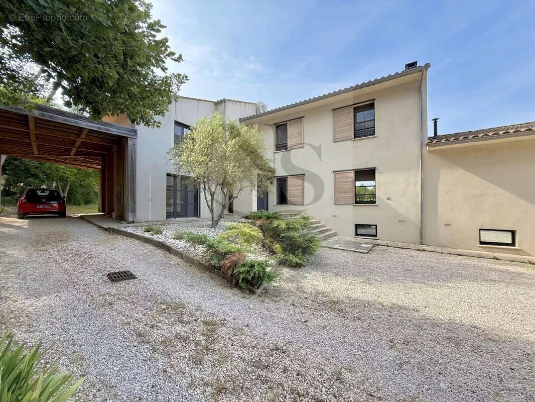Maison à AIX-EN-PROVENCE