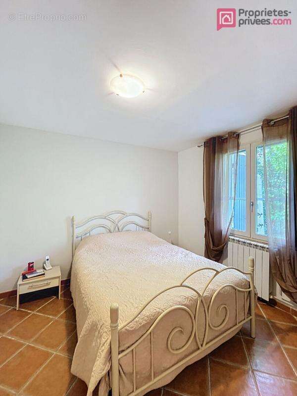 Maison à SAINT-MAXIMIN-LA-SAINTE-BAUME
